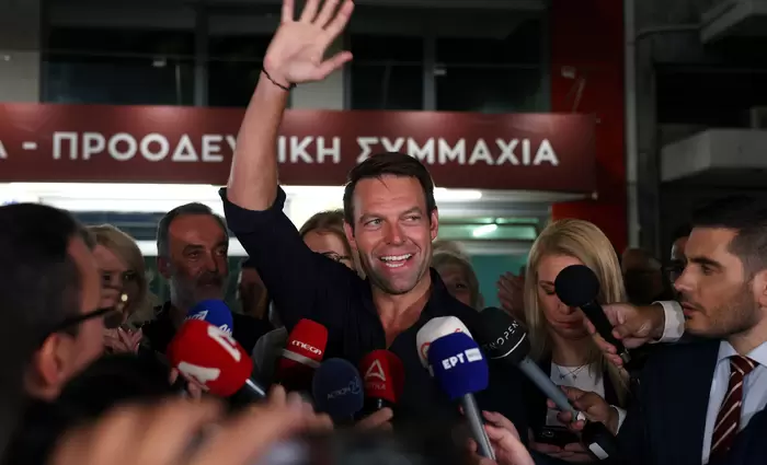 Bloomberg: Από την Goldman Sachs στα ηνία του ΣΥΡΙΖΑ
