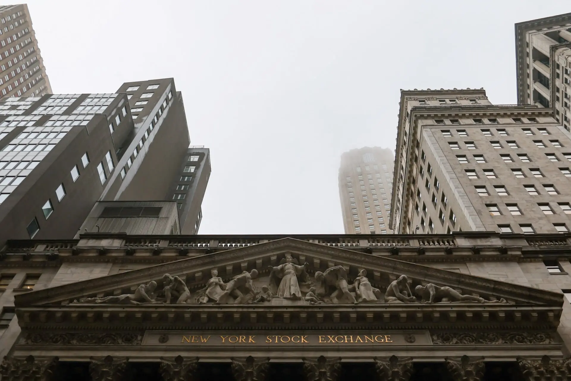 Η κρίση για την οποία θα μιλούσαμε όλοι αν δεν είχε ξεσπάσει ο πόλεμος στο Ιράν