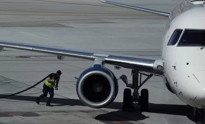 Jet fuel: Δεν ανησυχούν για ελλείψεις οι αεροπορικές εταιρείες στην Ευρώπη