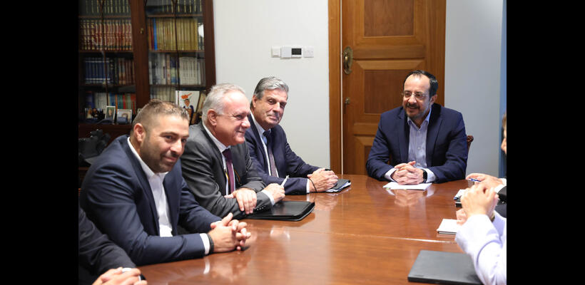 Μικτό κλιμάκιο για μεταρρύθμιση, διάλογο για ΕΑΧ και ΕΟΧ – Τι συμφώνησαν ΠΑΣΥΔΥ και κυβέρνηση