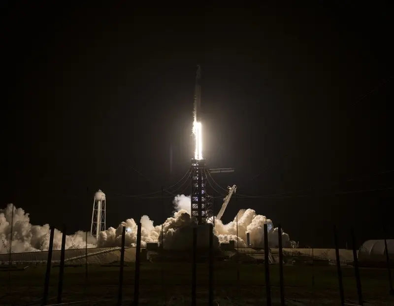 Πύραυλος εκτός ελέγχου της SpaceX εκτιμάται ότι συνετρίβη στη Σελήνη