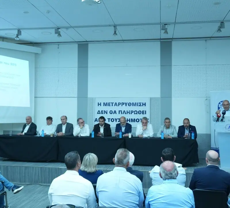 Ξανά διάλογος για να βρεθεί η χρυσή … φόρμουλα – Επαφές με ΥΠΕΣ και κόμματα αποφάσισαν οι δήμοι