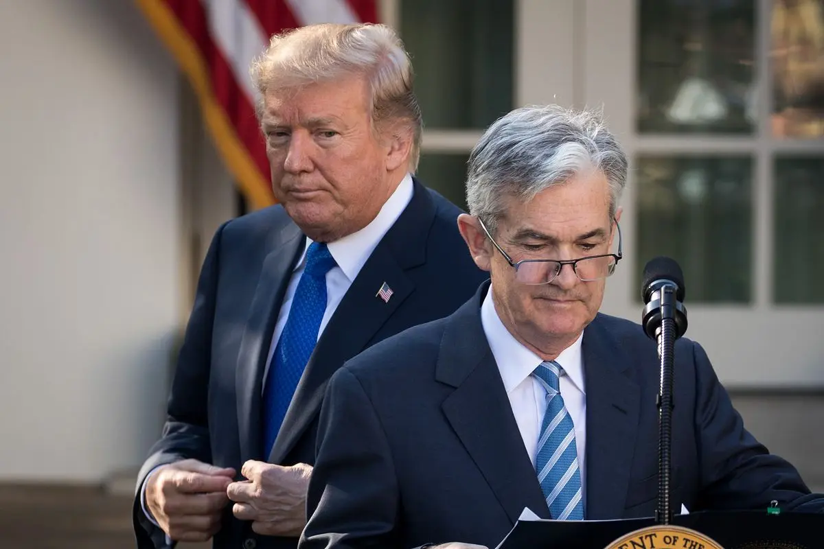 Τραμπ σε επικεφαλής της Fed: Μου έχεις γίνει βάρος