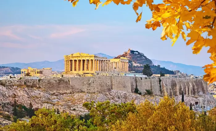 Πόσο κοστίζει η διανυκτέρευση στα ξενοδοχεία της Αθήνας [γραφήματα]