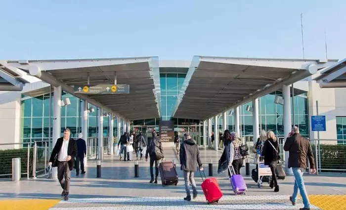 Πλώρη για 13 εκατομμύρια επιβάτες και νέο ρεκόρ έβαλαν τα κυπριακά αεροδρόμια
