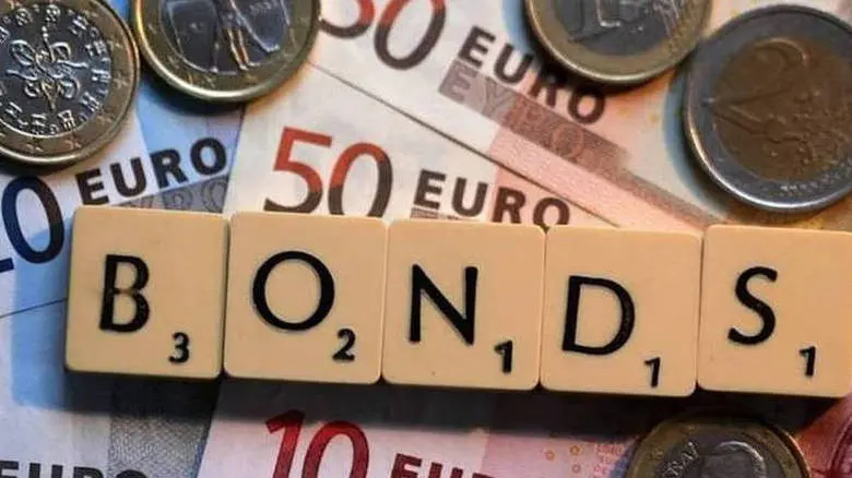 Η Ελλάδα βλέπει έξοδο στις αγορές τέλος Ιουλίου
