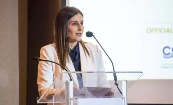 Υφ. Ναυτιλίας: Έχουμε καθήκον να επιταχύνουμε την απανθρακοποίηση
