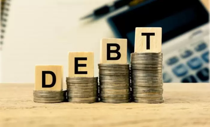 BIS: Η εκτόξευση του χρέους είναι η μεγαλύτερη απειλή για την παγκόσμια οικονομία