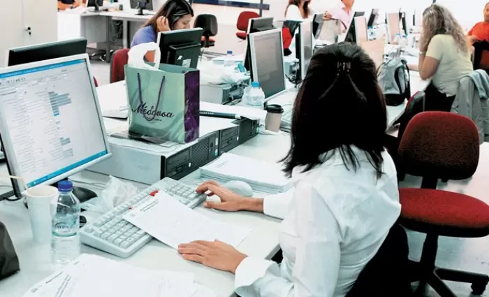 Άνοιξαν θέσεις στη Δημόσια Υπηρεσία - Μισθοί μέχρι  €53.637