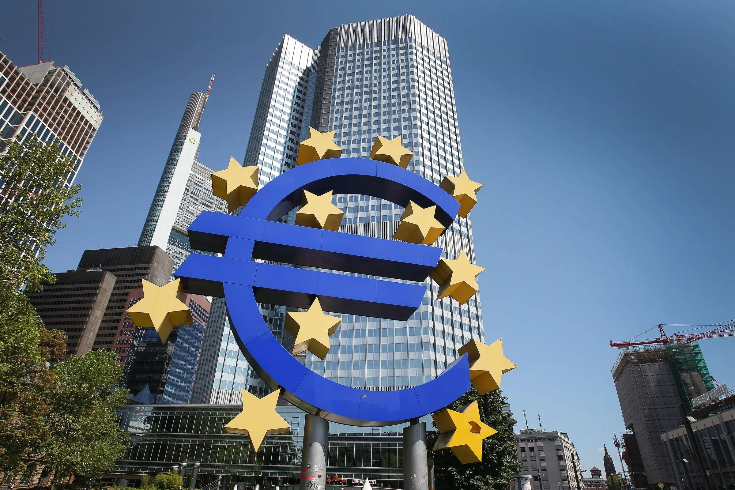 ΕΚΤ: Τι θα κρίνει την μάχη για την θέση του κεντρικού τραπεζίτη;