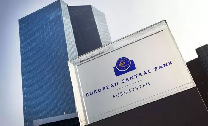 Απότομη μείωση των μισθών στην ευρωζώνη το 2025 βλέπει η ΕΚΤ (γράφημα)