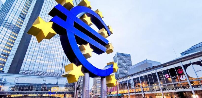 Πόσο «πληγώνουν» τα επιτόκια τη διεθνή ανάπτυξη - Η ανάλυση του Bloomberg