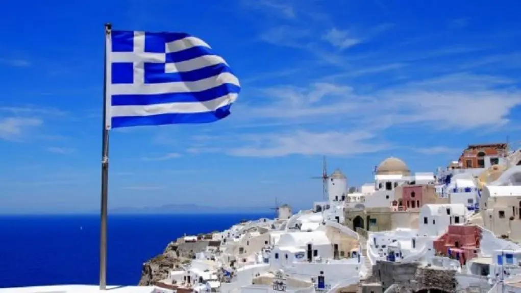 Ελλάδα: Αυξημένα κατά 37% τα έσοδα από τον τουρισμό