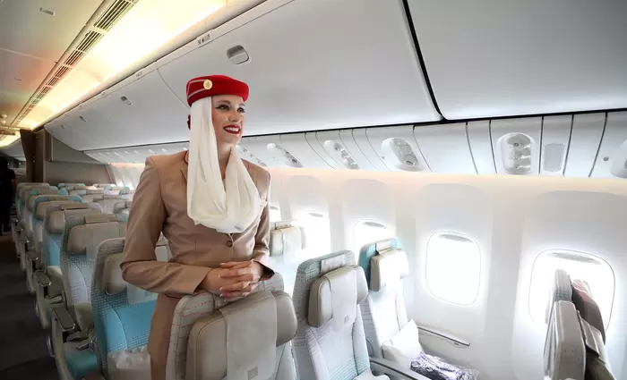 Η Emirates προσλαμβάνει προσωπικό καμπίνας για τα αεροσκάφη
