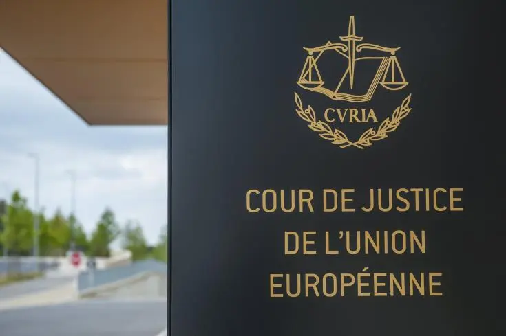 Μόνο το ΔΕΕ μπορεί να κρίνει τη νομιμότητα αποφάσεων της ΕΚΤ