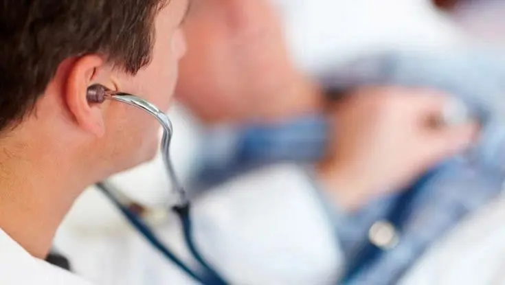 Με έγκριση ΥΠΑΜ θα ιδιωτεύουν οι στρατιωτικοί ιατροί
