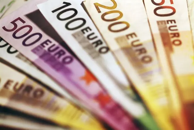 Πότε εξετάζονται αιτήσεις για συντάξεις, επιδόματα και βοηθήματα 