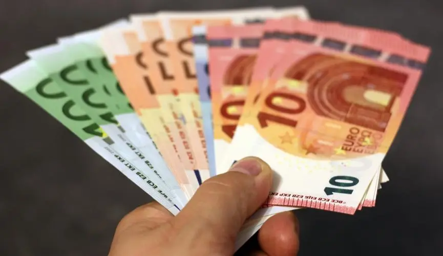 Οριακή μείωση του δείκτη ΜΕΧ – Βελτίωση στον δείκτη Κάλυψης Επισφαλειών