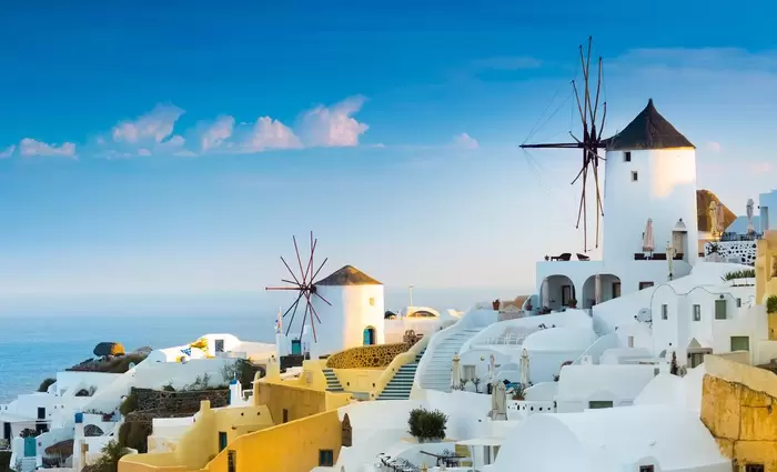 Μύκονος τέλος για τη γαλλική πολυεθνική Αccor λόγω κλιματικής κρίσης
