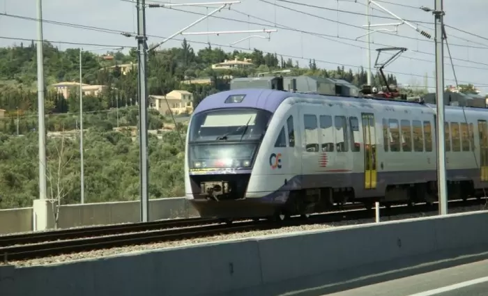 Η σιδηροδρομική περιουσία στη σκιά της τραγωδίας των Τεμπών