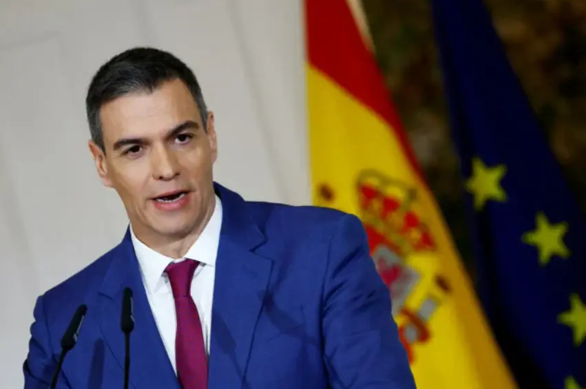 Ισπανία: Ο Σάντσεθ παρατείνει τη μείωση του ΦΠΑ στα τρόφιμα