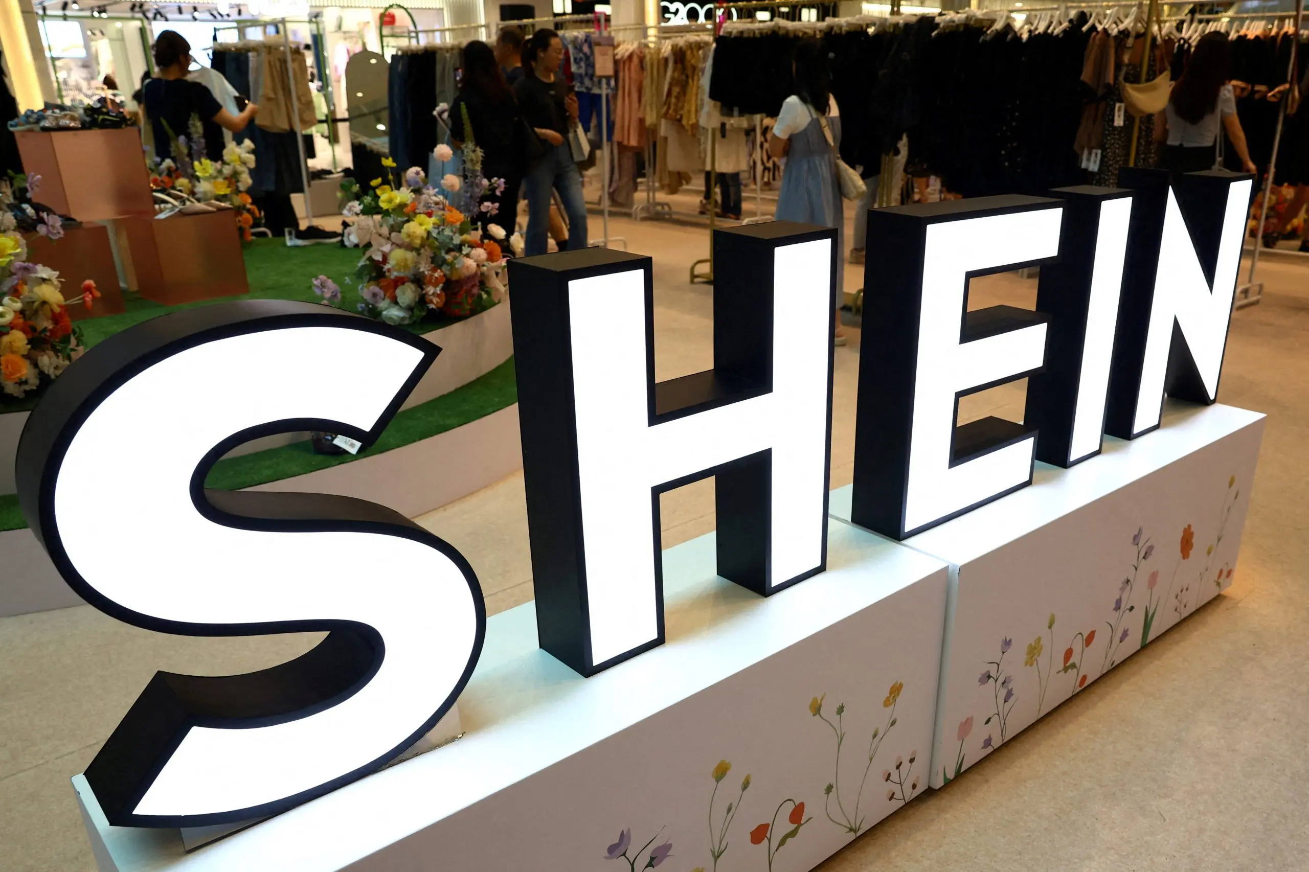«Απογειώνονται» τα έσοδα της Shein στην Ευρώπη