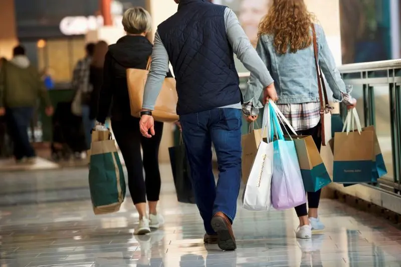 Σημαντική αύξηση στον κύκλο εργασιών λιανικού εμπορίου το 2023