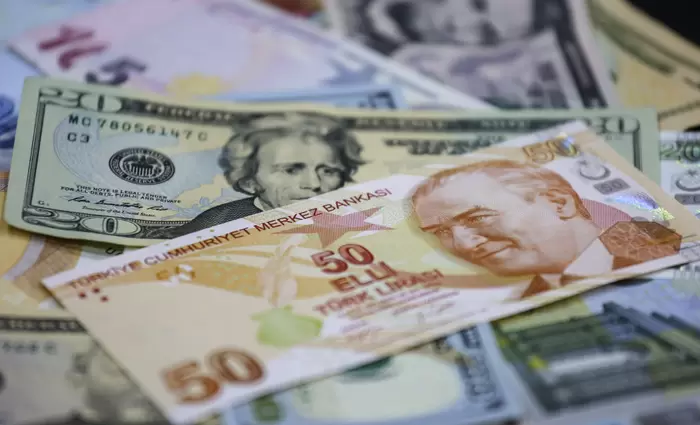 Σήμερα το crash test για την τουρκική λίρα