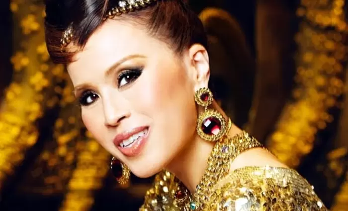 Η πριγκίπισσα και τηλεοπτική σταρ της Ταϊλάνδης υποψήφια για πρωθυπουργός