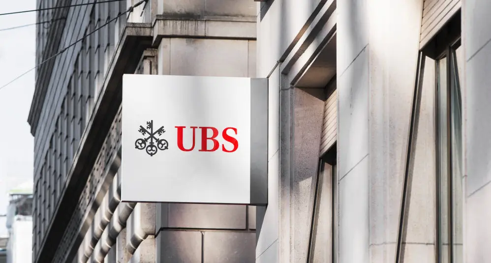 UBS: Αυξάνει την πρόβλεψη για τον χρυσό στα 3.200 δολάρια