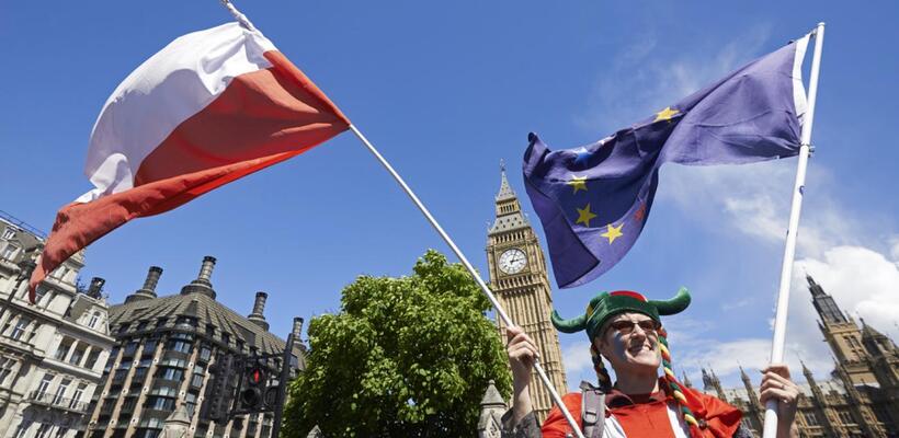 Οι Πολωνοί εγκαταλείπουν μαζικά το Ηνωμένο Βασίλειο