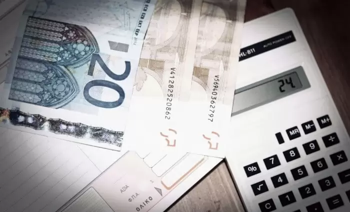ESM: Κρούει τον κώδωνα στην Ελλάδα για το αφορολόγητο 