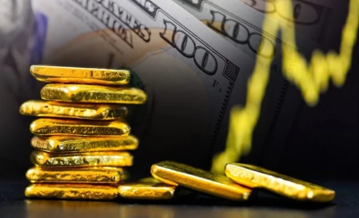 Χρυσός: Ανέβηκε 2% στα 4.647 δολάρια