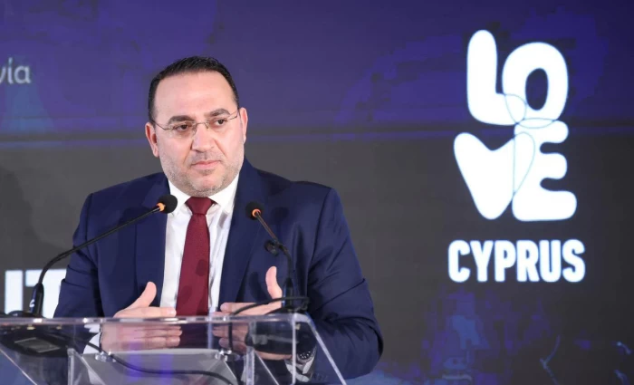 Αισιόδοξος για το δεύτερο 6μηνο ο Κ. Κουμής – Πώς σχολιάζει τη μείωση 5μηνου