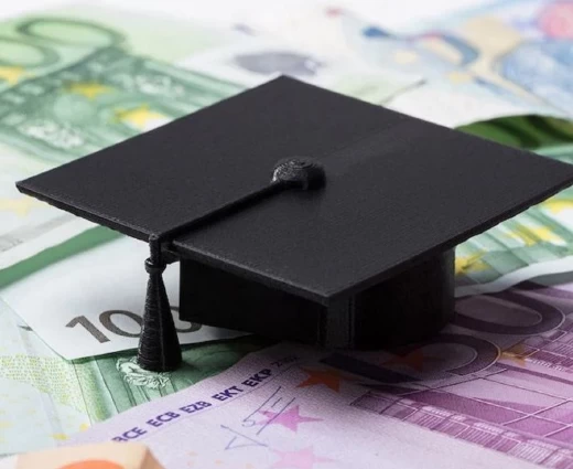 Χορηγία €10.000 για υποτροφίες σε φοιτητές του ΤΕΠΑΚ