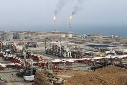 Πετρέλαιο και φυσικό αέριο: Τι προβλέπουν ΕΚΤ, διεθνείς τράπεζες και οίκοι αξιολόγησης