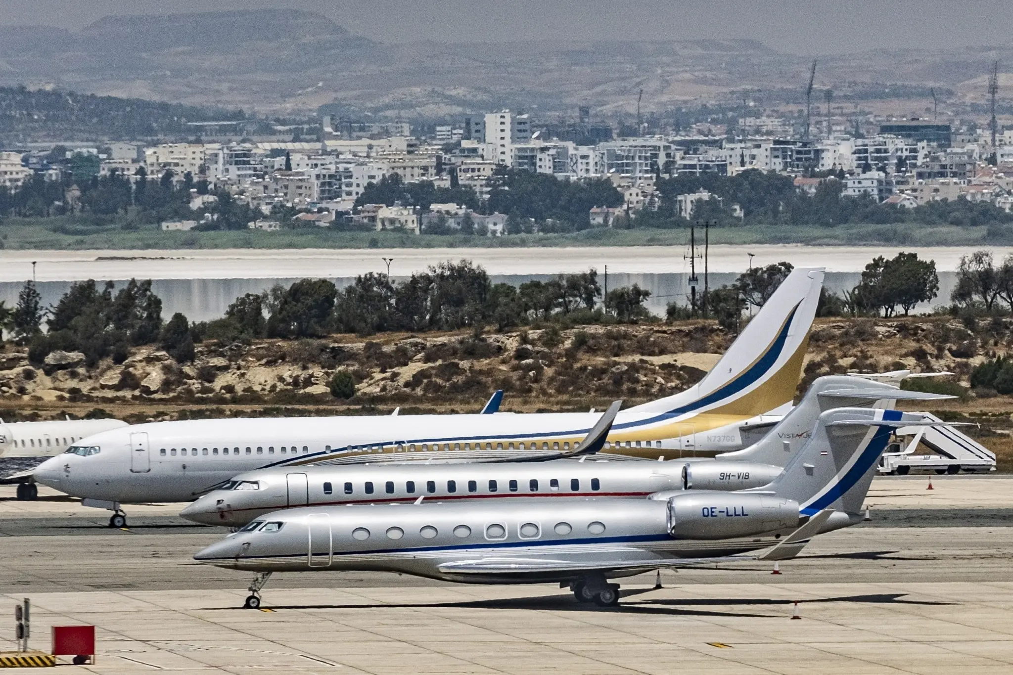 Παγκόσμιο Οικονομικό Φόρουμ: 157 ιδιωτικά τζετ μετέφεραν την παγκόσμια ελίτ στο Νταβός