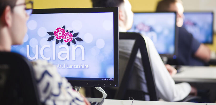 5 Διαθέσιμες Υποτροφίες για το πτυχίο BSc Web Design & Development