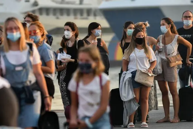 Μετάβαση σε ελληνικό νησί με καράβι; Αυτά είναι τα απαραίτητα έγγραφα