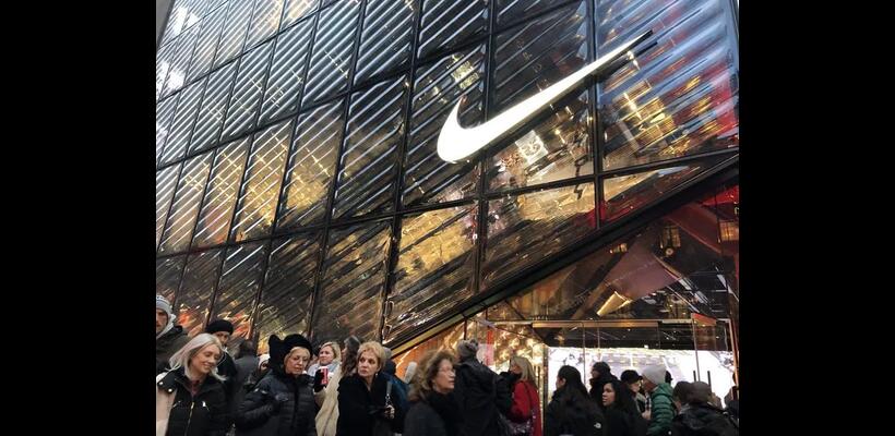 Γιατί οι καταναλωτές μηνύουν την Nike