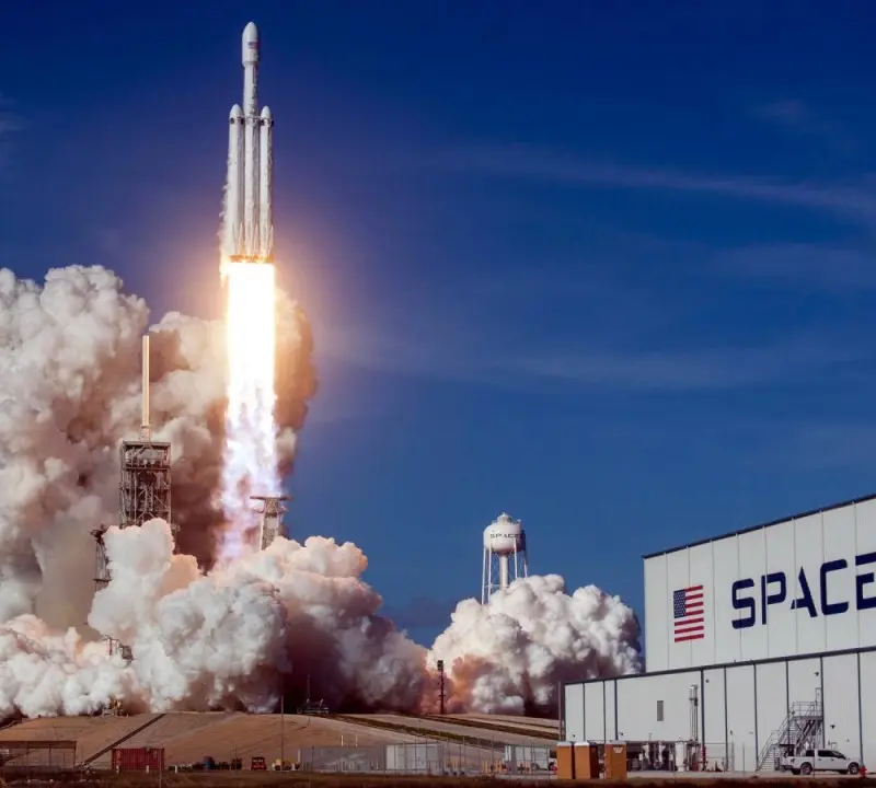 SpaceX: Η IPO των $75 δισ. μπορεί να καλύψει το 8% του αμερικανικού ελλείμματος σε μία ημέρα