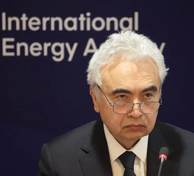 IEA: Κρίση εμπιστοσύνης στα Στενά του Ορμούζ – Ο ενεργειακός κίνδυνος που τρομάζει την παγκόσμια οικονομία