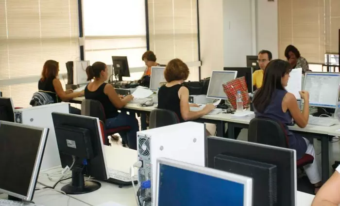 Ανήλθαν σε 53.080 οι κρατικοί υπάλληλοι τον Αύγουστο – Αυξημένοι σε σχέση με πέρσι