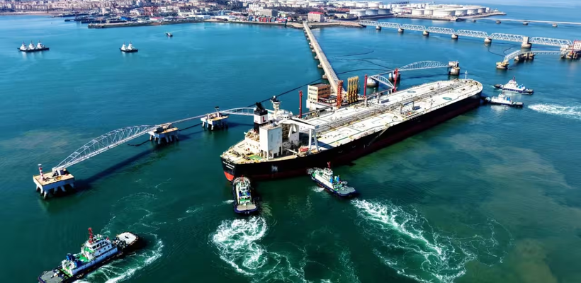 Πώς το Ιράν συνεχίζει να στέλνει εκατ. βαρέλια πετρελαίου στην Κίνα