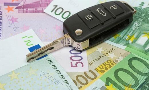 Λήγει απόψε η προθεσμία για τις άδειες κυκλοφορίας