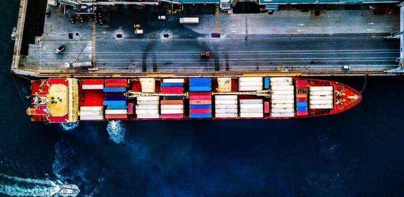 Όταν οι κυρώσεις δεν αρκούν: Η αλυσίδα εμπορίου που συνδέει Ιαπωνία, Κίνα και Ρωσία