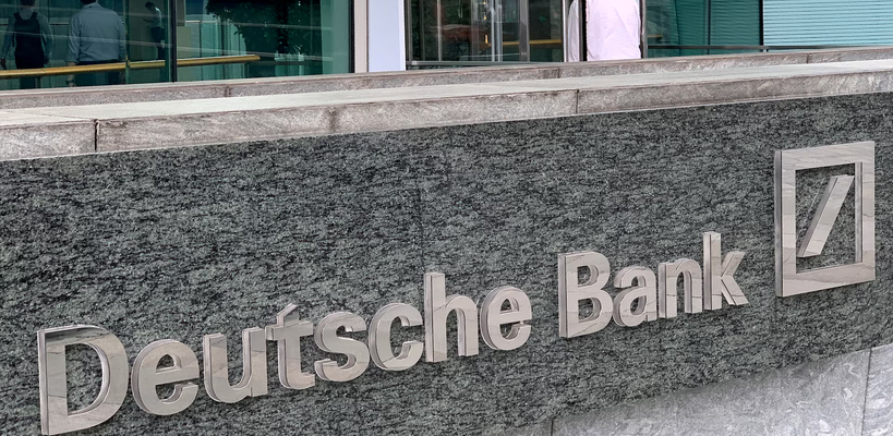 Οι αγωγές πρώην στελεχών για το σκάνδαλο της Monte Paschi αναμένεται να κοστίσουν $800 εκατ. στη Deutsche Bank