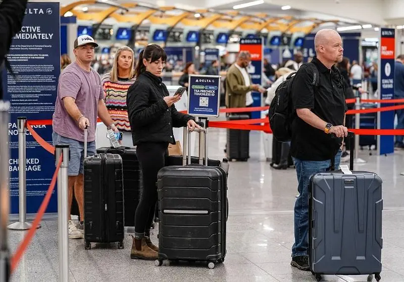 Ταξιδιώτες στην Ασία: Πανάκριβη η επιστροφή στις πατρίδες τους