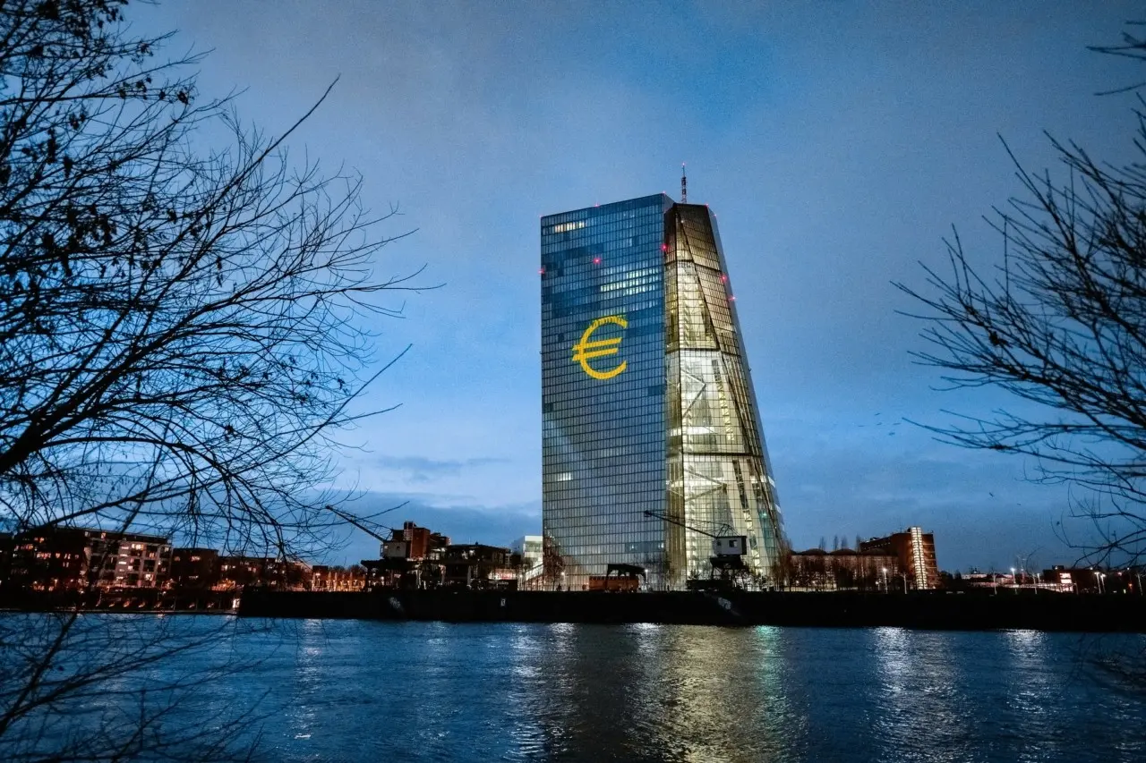 Reuters: Πέντε ερωτήσεις και απαντήσεις για τις επόμενες κινήσεις της ΕΚΤ (πίνακες)