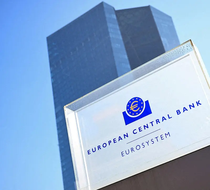 Ευρωζώνη: Ο πληθωρισμός στο 3,3% χτυπά υψηλό τριετίας και «κλειδώνει» νέα αύξηση επιτοκίων της ΕΚΤ